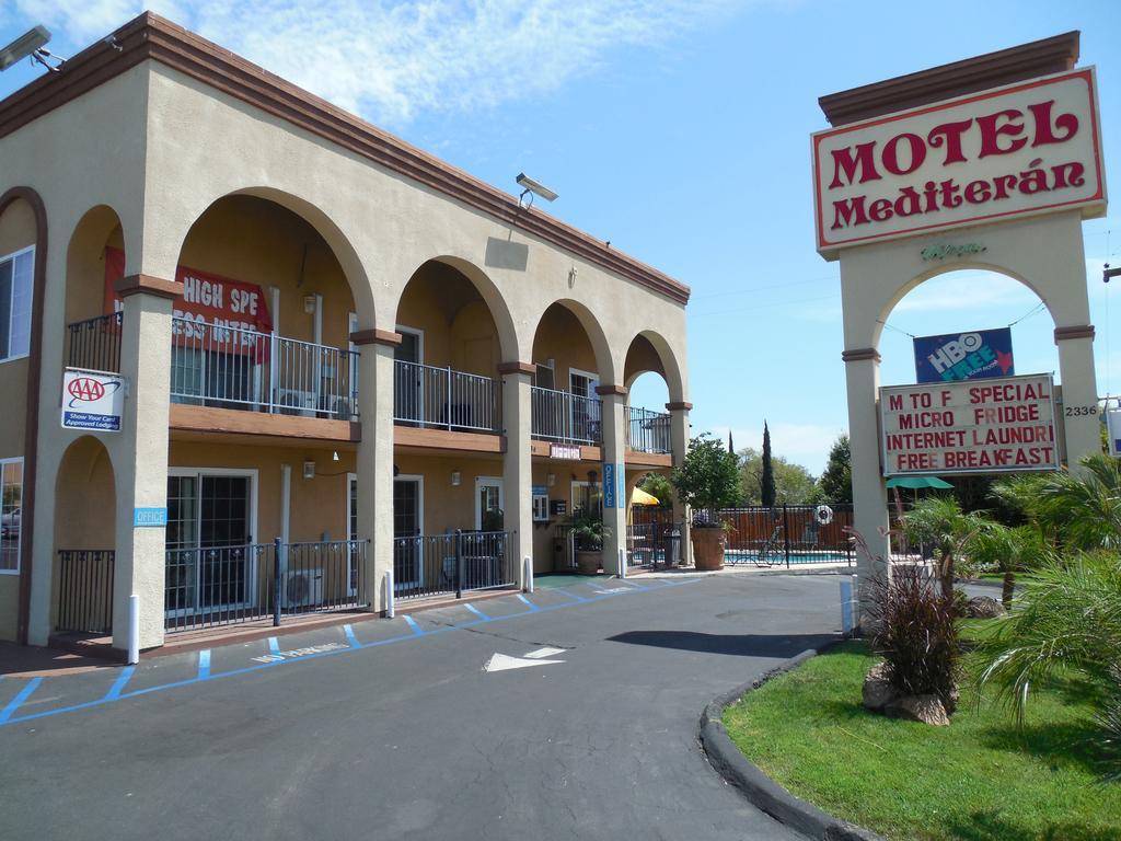 Motel Mediteran Escondido Exterior photo