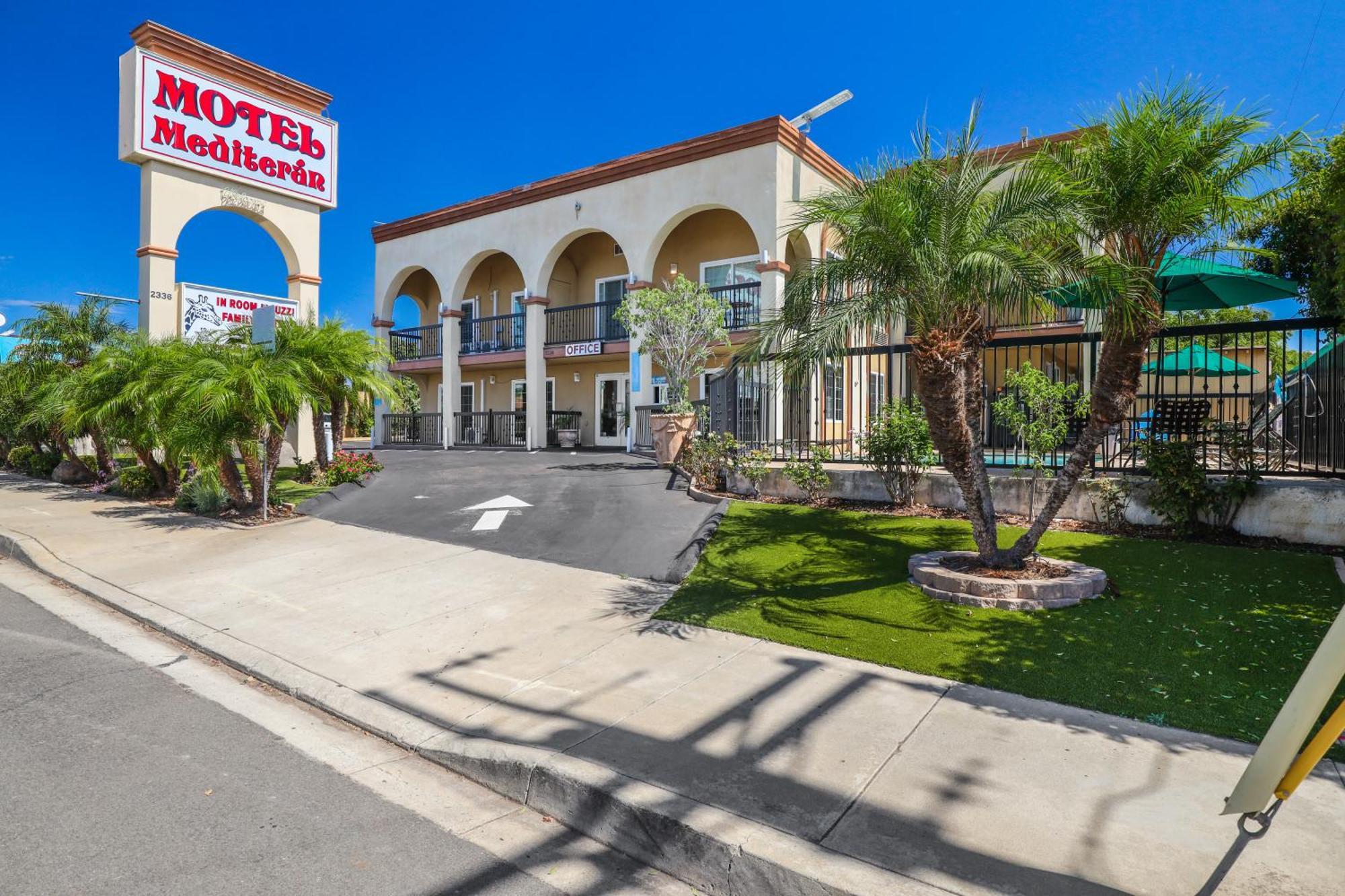 Motel Mediteran Escondido Exterior photo